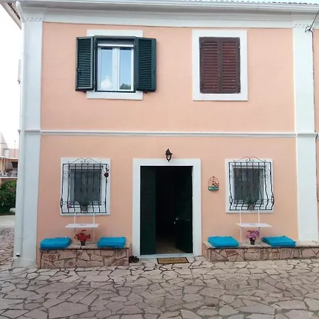 Country house Elena's House Mesongi